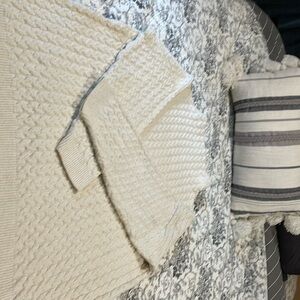 Burberry chunky knit sweater FINAL🔥